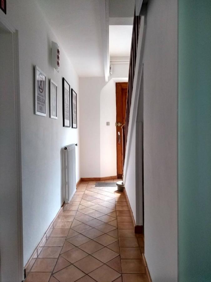 Number15 Guesthouse Каркассон Экстерьер фото