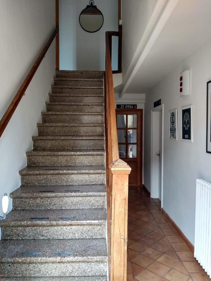 Number15 Guesthouse Каркассон Экстерьер фото